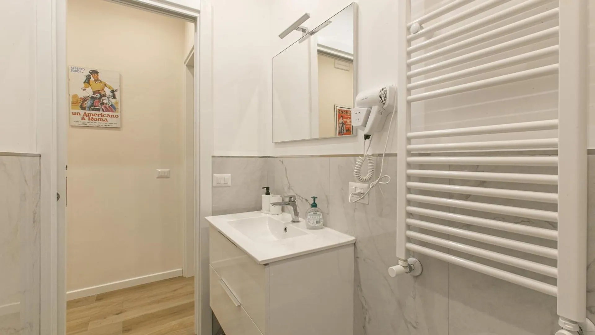 Apartment Moderno Appartamento Vicino La Metropolitana A Cornelia Rome