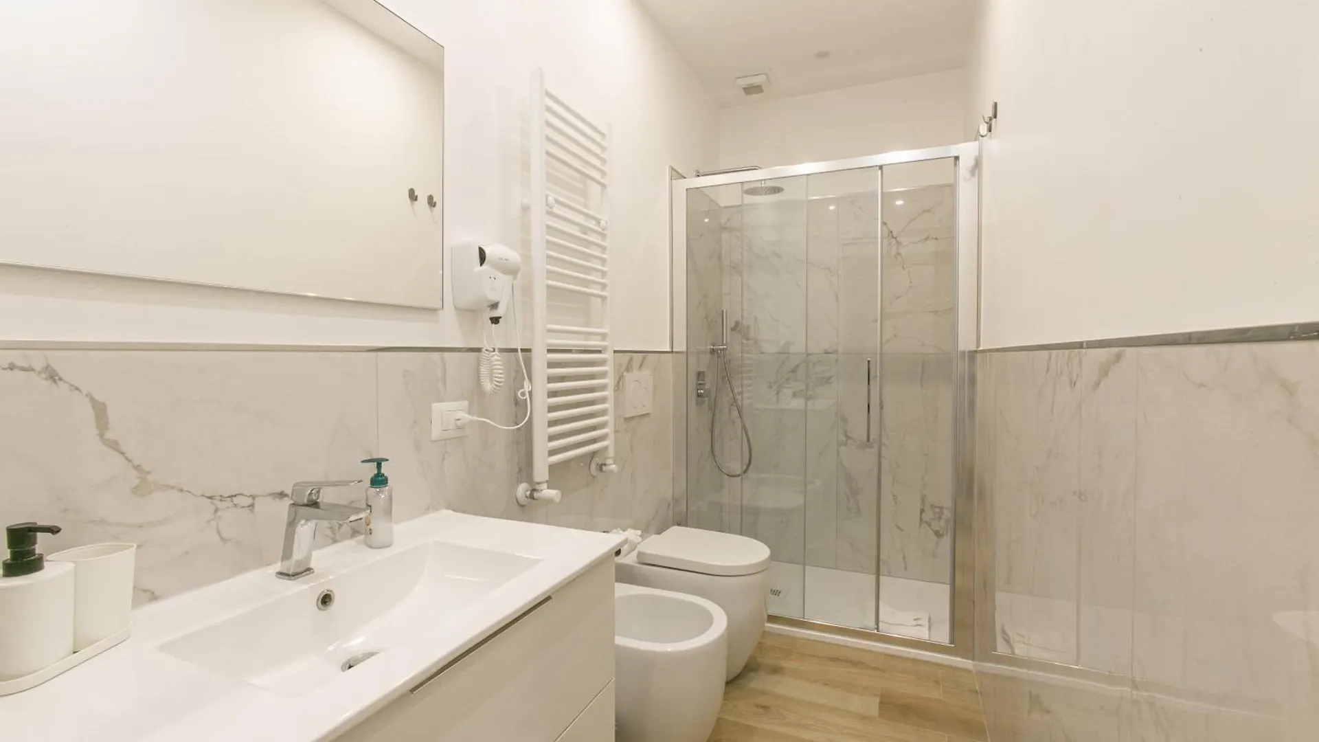 Moderno Appartamento Vicino La Metropolitana A Cornelia Rome Apartment